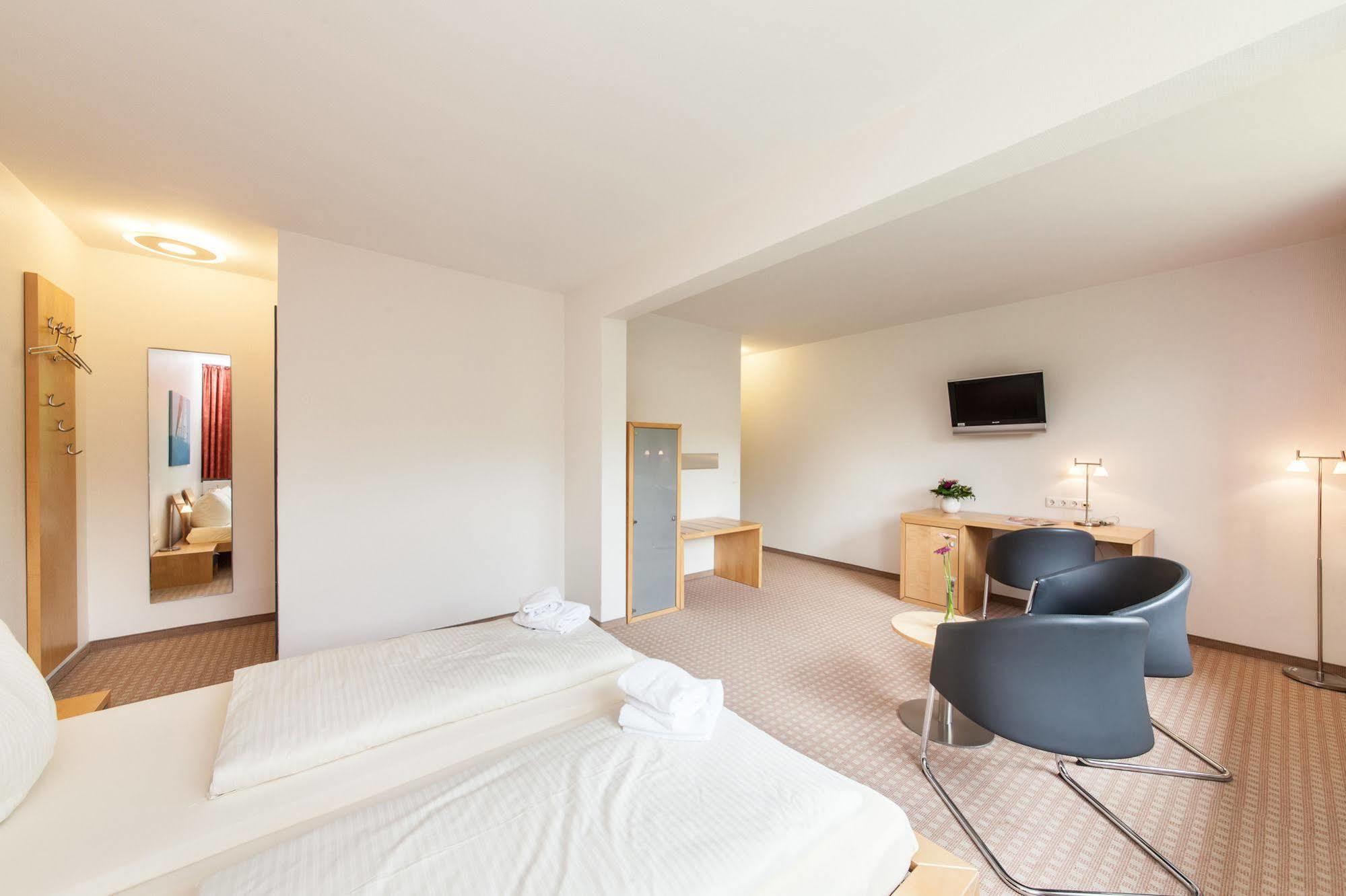 Garner Hotel Kiel - Akademie Kültér fotó